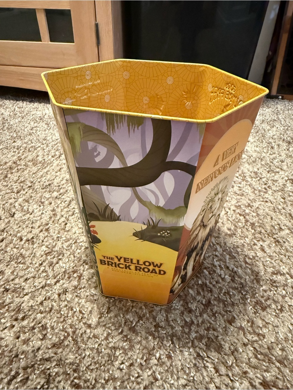 The Yellow Brick Road Decorative popcorn bin - UNUSED